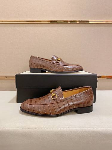 Picture of Gucci Shoes Men _SKUfw137383555fw